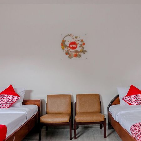 Super Oyo Capital O 1176 J3 Residence Syariah Jember Luaran gambar